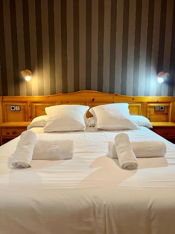 Hotel Eriste Extérieur photo